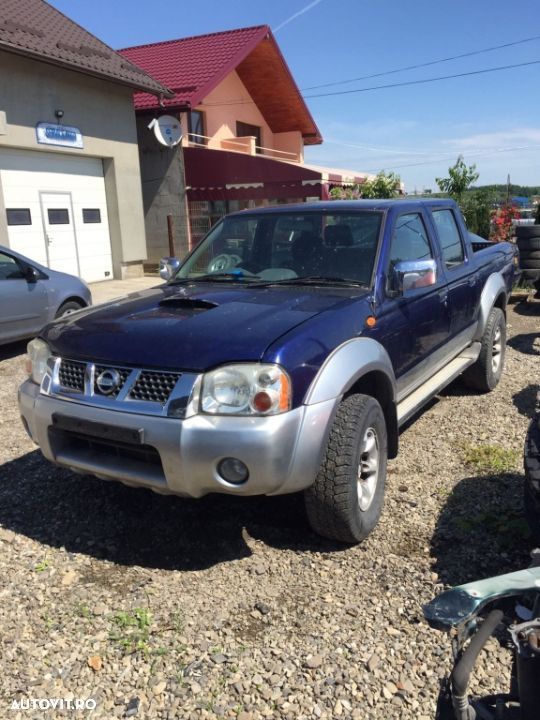 Dezmembrez piese Nissan Navara D22 - 1
