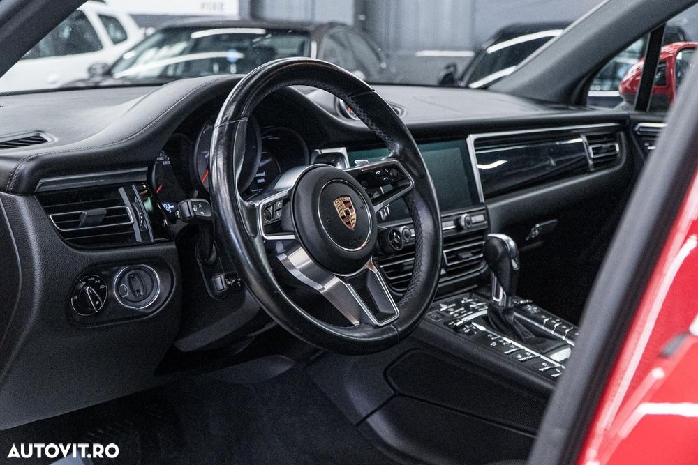 Porsche Macan S - 15