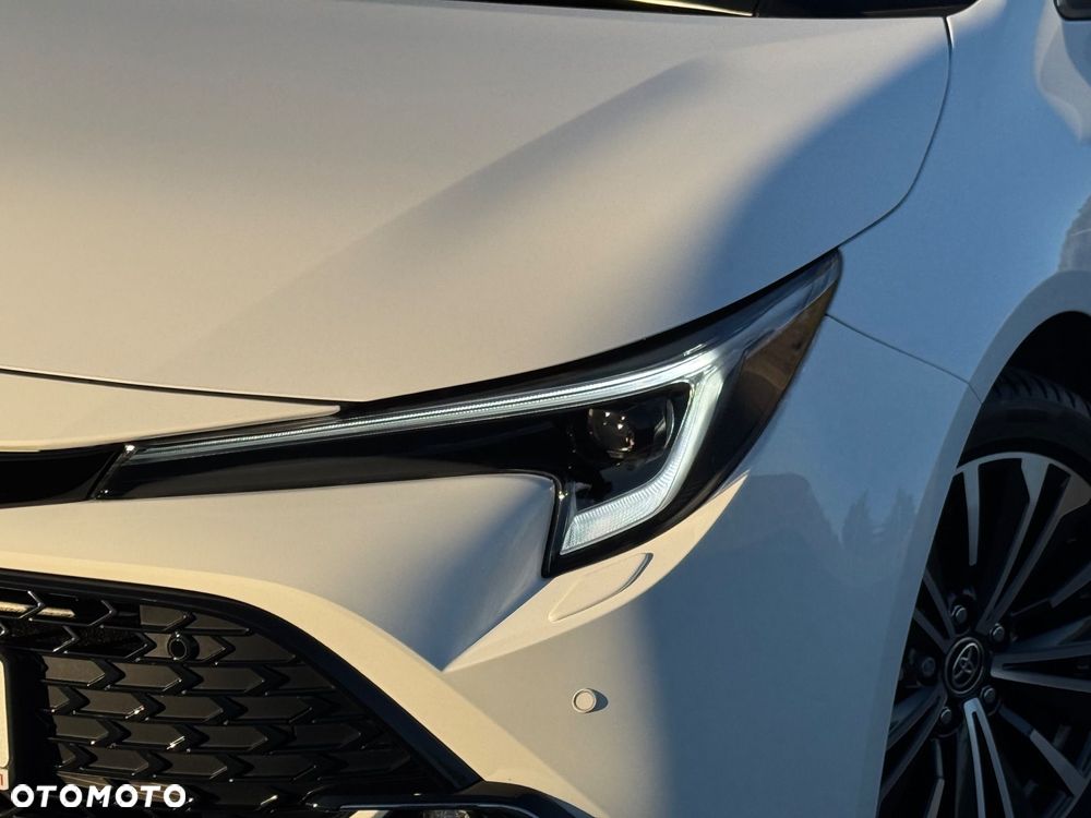 Toyota Corolla 1.8 Hybrid Style - 22