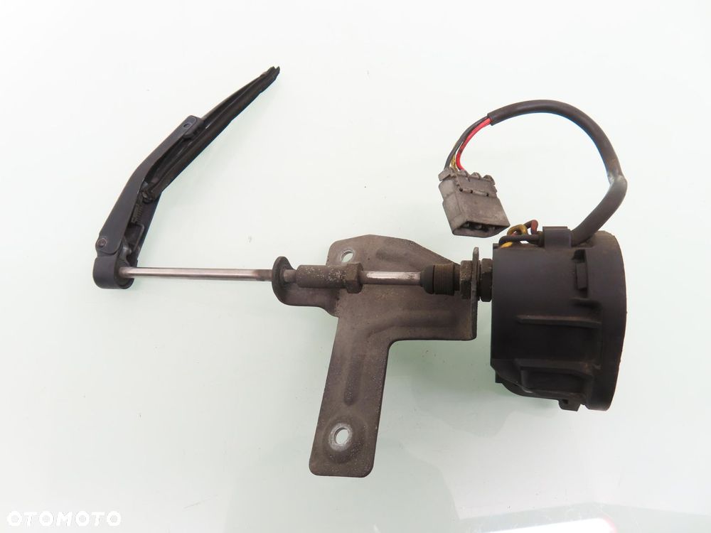 SPRYSKIWACZ LAMPY PRAWY SAAB 900 II 0390206914 - 6