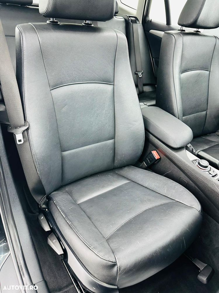 BMW X1 xDrive18d - 17