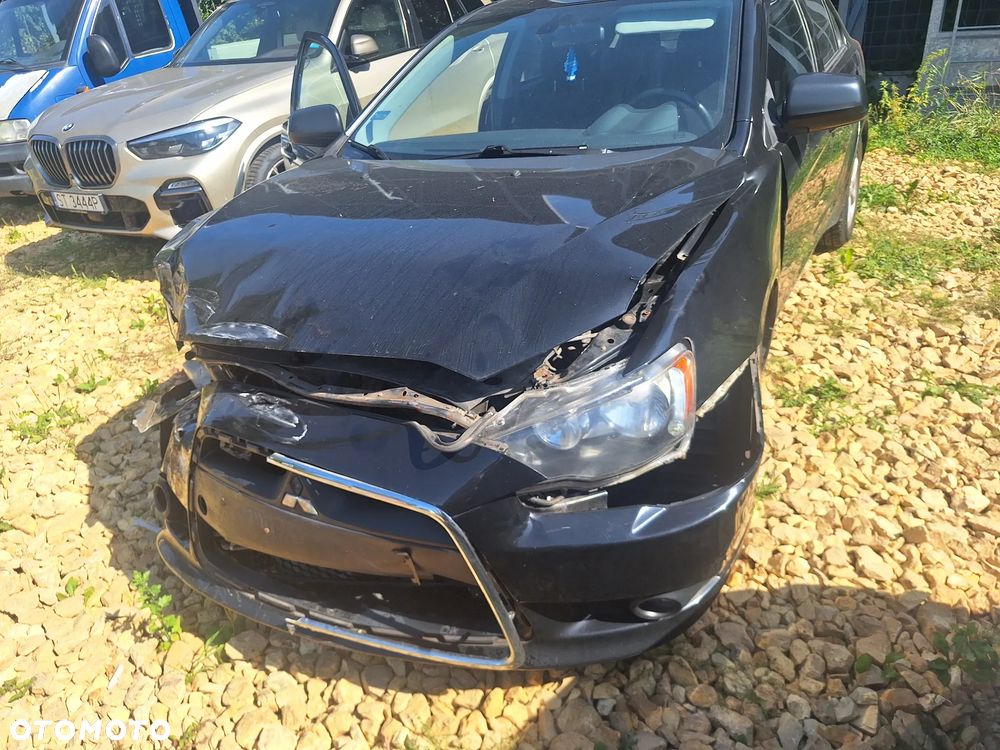 Mitsubishi Lancer 1.6 Invite - 6