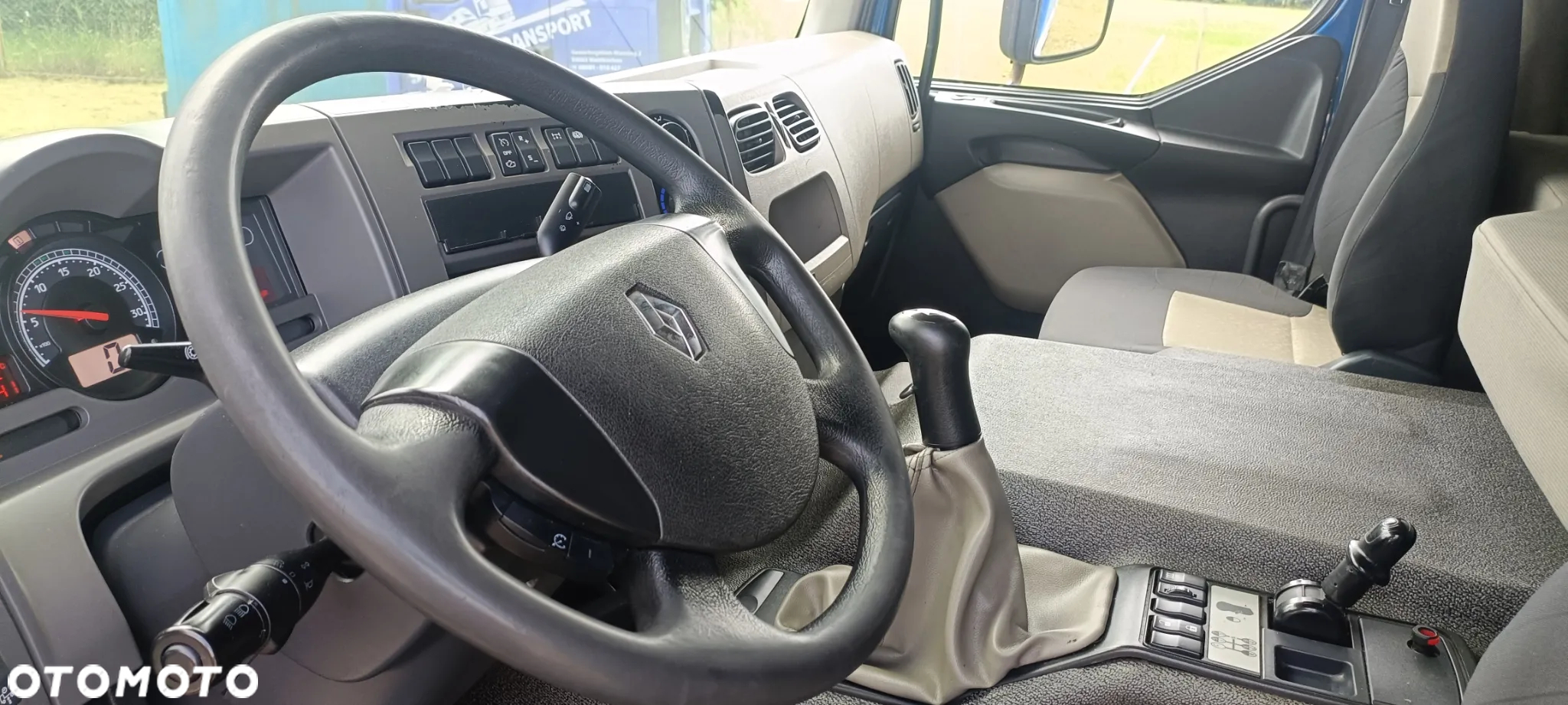 Renault Premium - 21