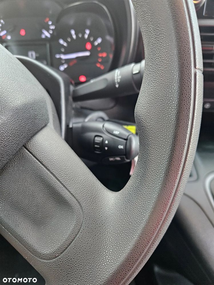 Toyota ProAce City 1.5D-4D 102KM - 12