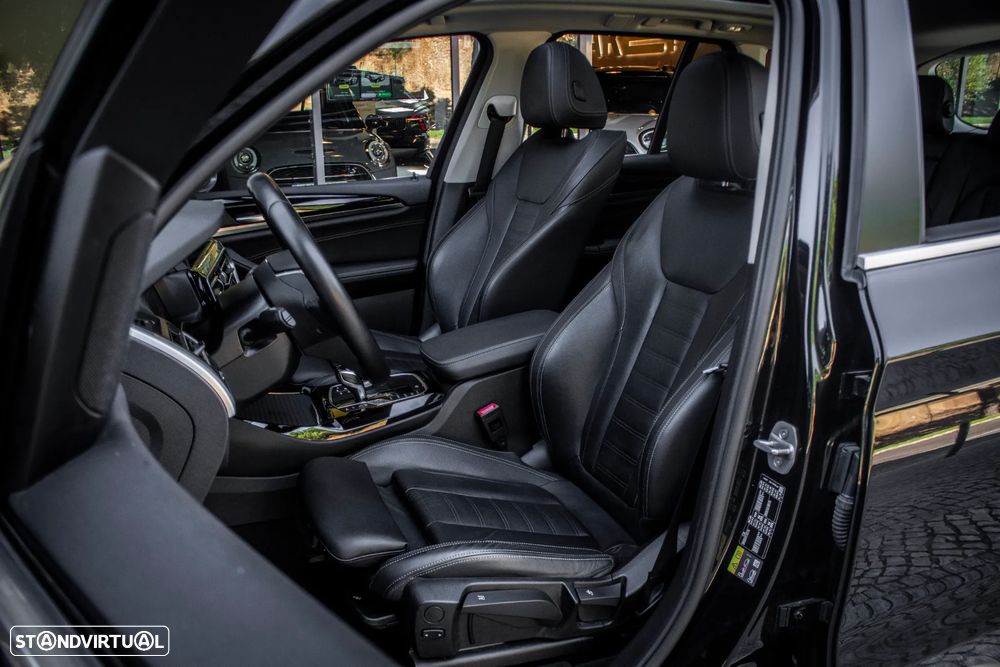 BMW X3 30 e xDrive xLine - 29
