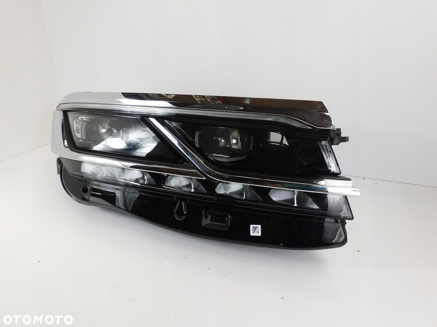 Lampa przód PRAWA VW Touareg 761 3 III FULL LED 18-23 761941114 CAŁA CHROM - 3