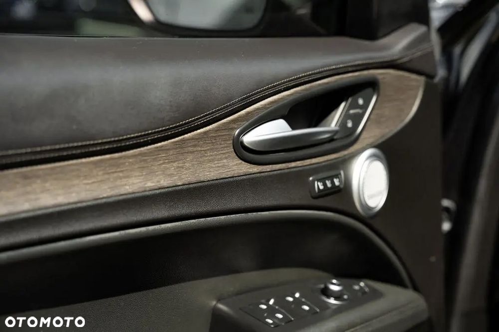 Alfa Romeo Stelvio 2.0 Turbo TI Q4 - 20