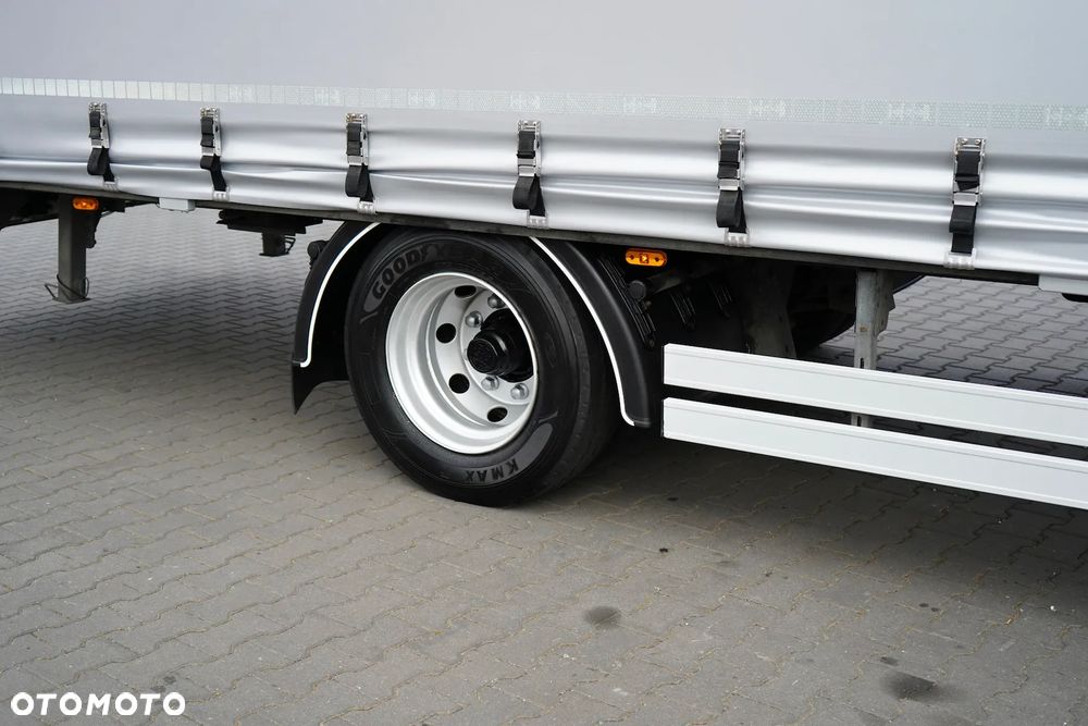 Volkswagen FL / 280 / ACC / E 6 / ZESTAW PRZEJAZDOWY 120 M3 / ŁADOWNOŚĆ 12 750 KG, - 37