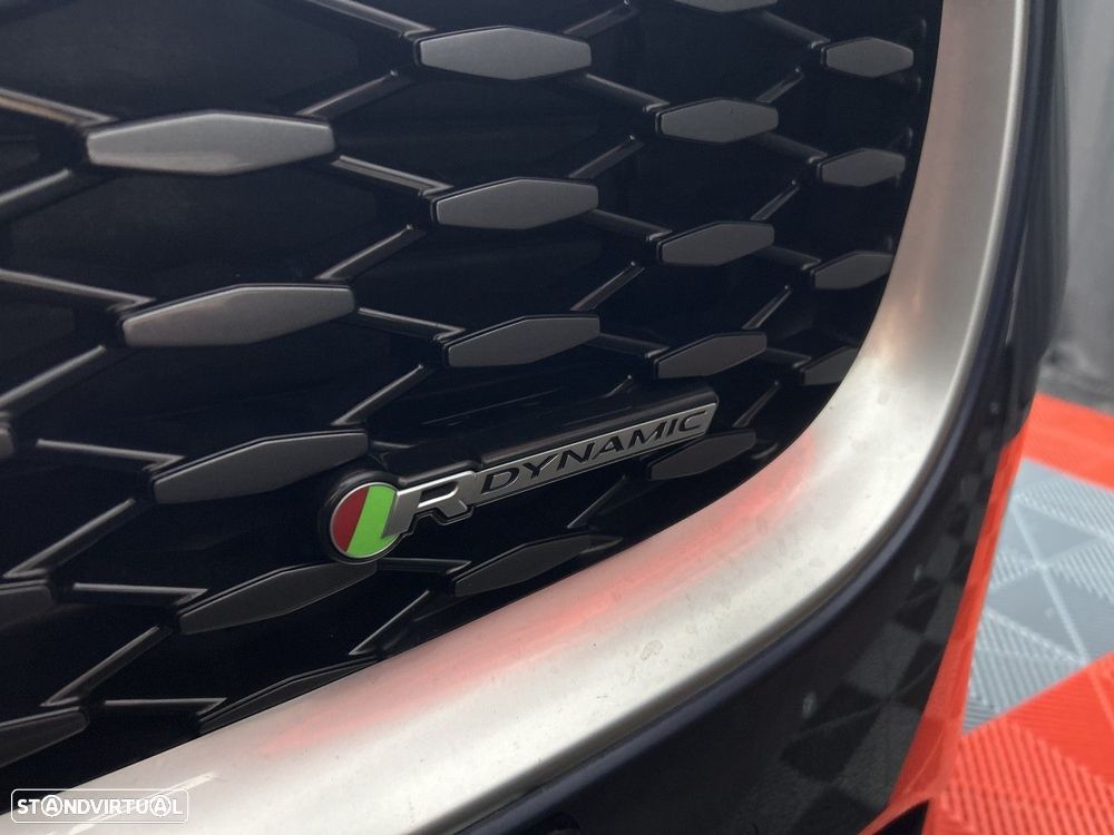 Jaguar E-Pace 1.5 P300e R-Dynamic HSE AWD Aut. - 22