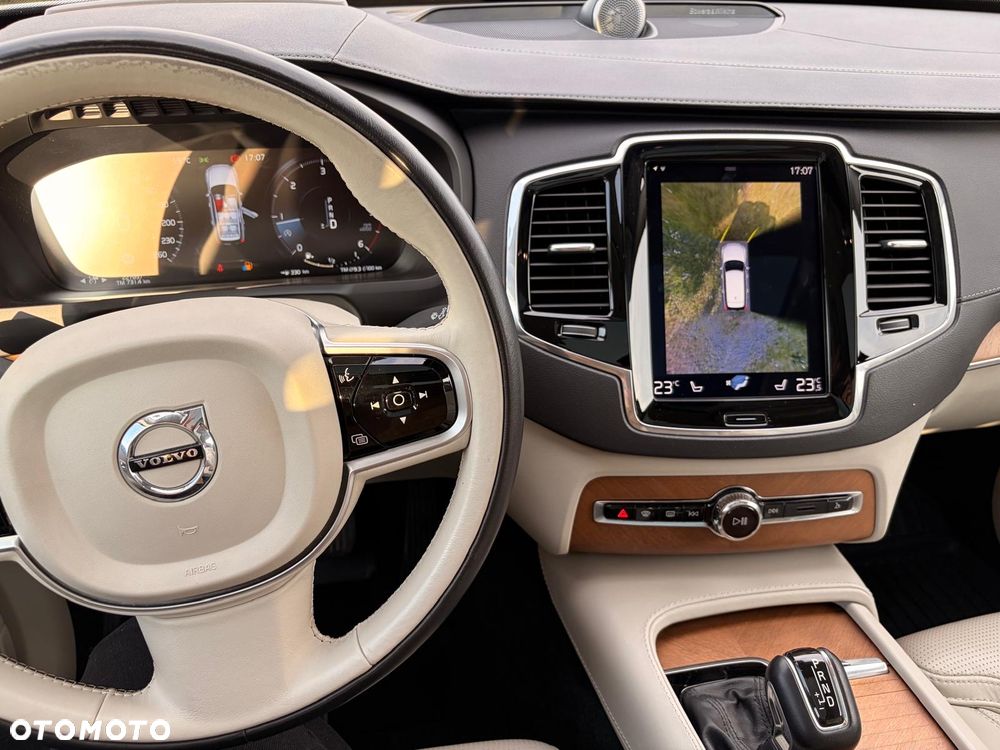 Volvo XC 90 D5 SCR AWD Inscription 7os - 8