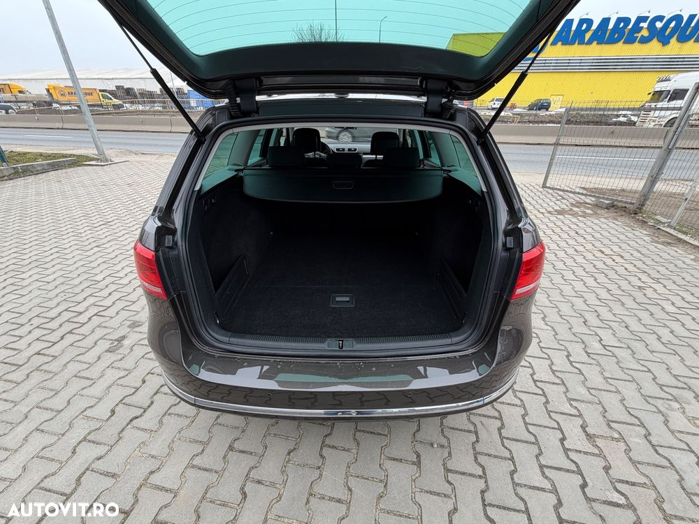 Volkswagen Passat 2.0 TDI BlueMotion Technology Business Edition - 32