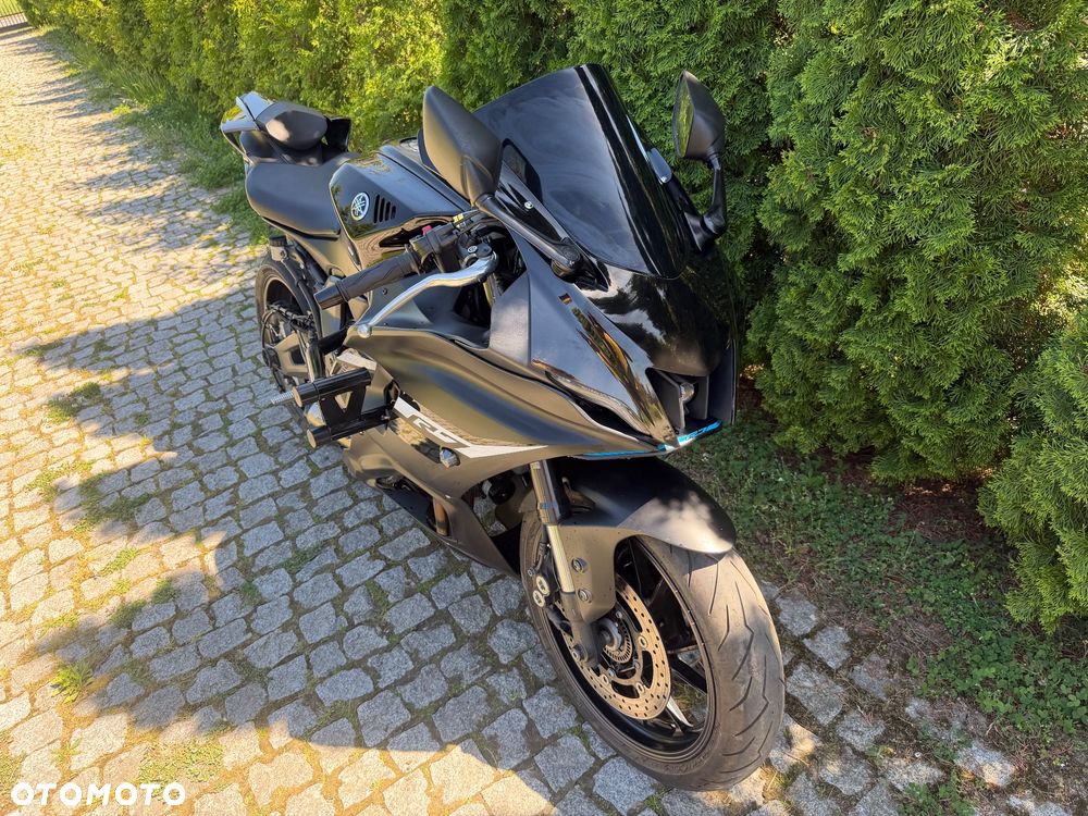 Yamaha R7 - 5