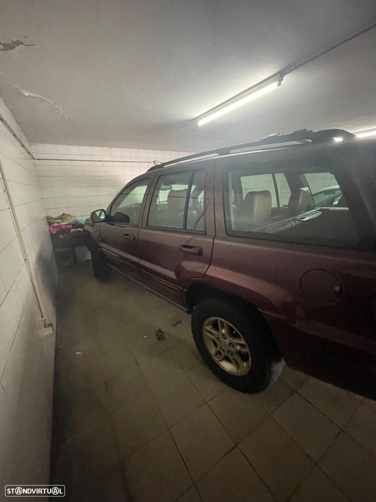 Jeep Grand Cherokee - 4