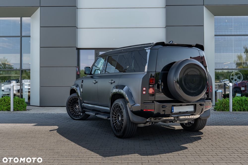 Land Rover Defender - 7