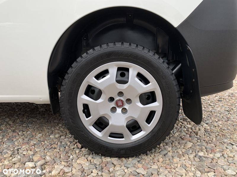 Fiat DOBLO PROFESSIONAL L2H1 Long MAXI VAN WZMOCNIONY Ładowność 961kg, Homologacja cięż. VAT-1, HAK wpinany 1300kg, Alarm, Czujniki parkowania, Halogeny, Podgrzewane fotele, Koła 16' MOCNY SILNIK 1.6 MultiJet, 105KM Emisja spalin Euro-6, Skrzynia biegów 6cio stopniowa! Zabudowa paki, F-VAT23% - 37