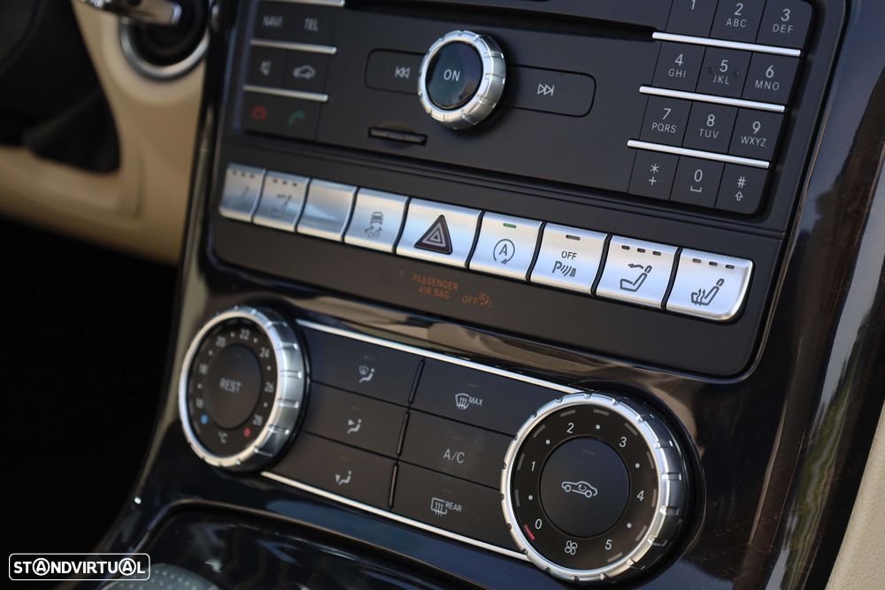 Mercedes-Benz SLC 180 - 27