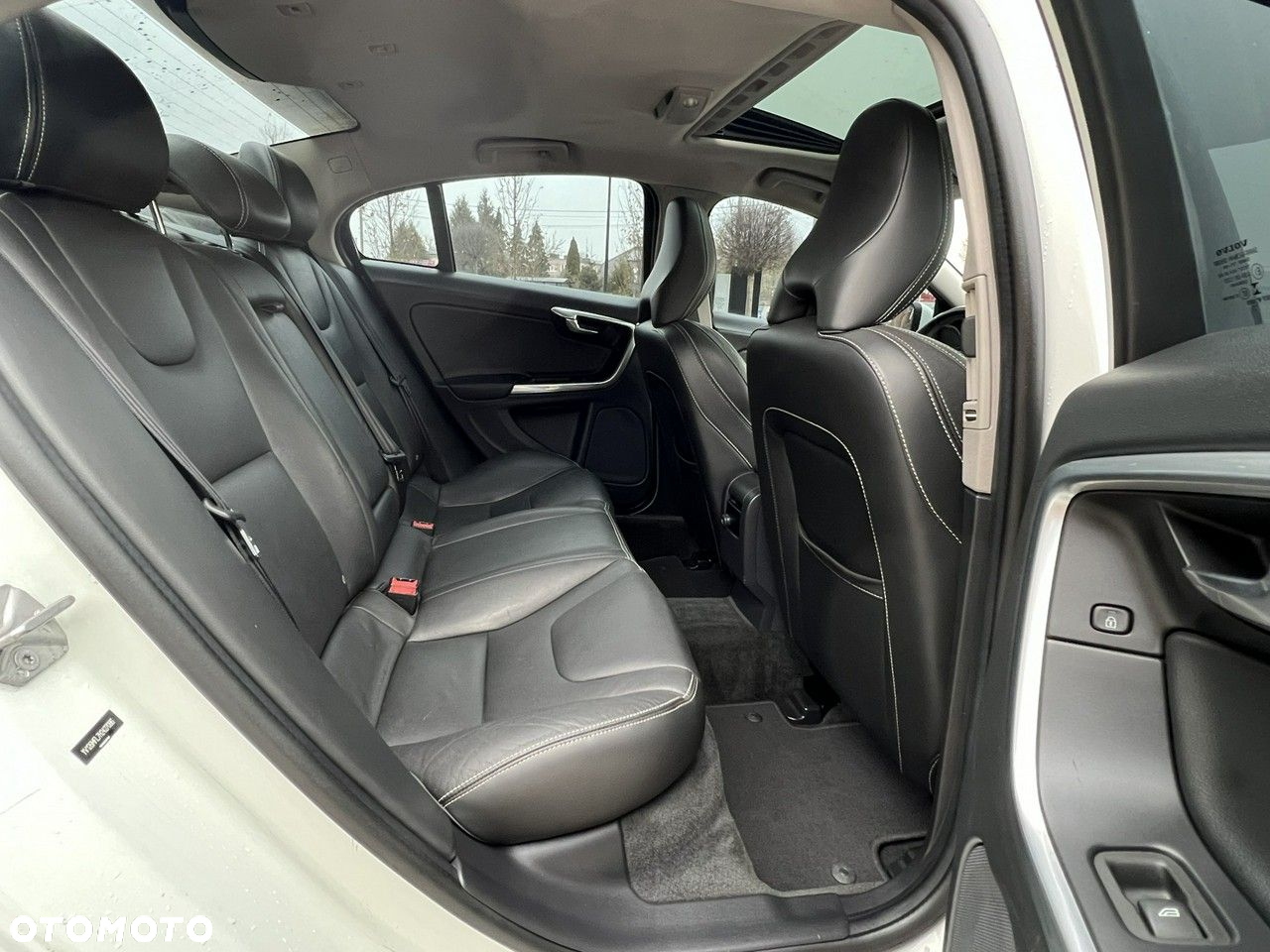 Volvo S60 - 12