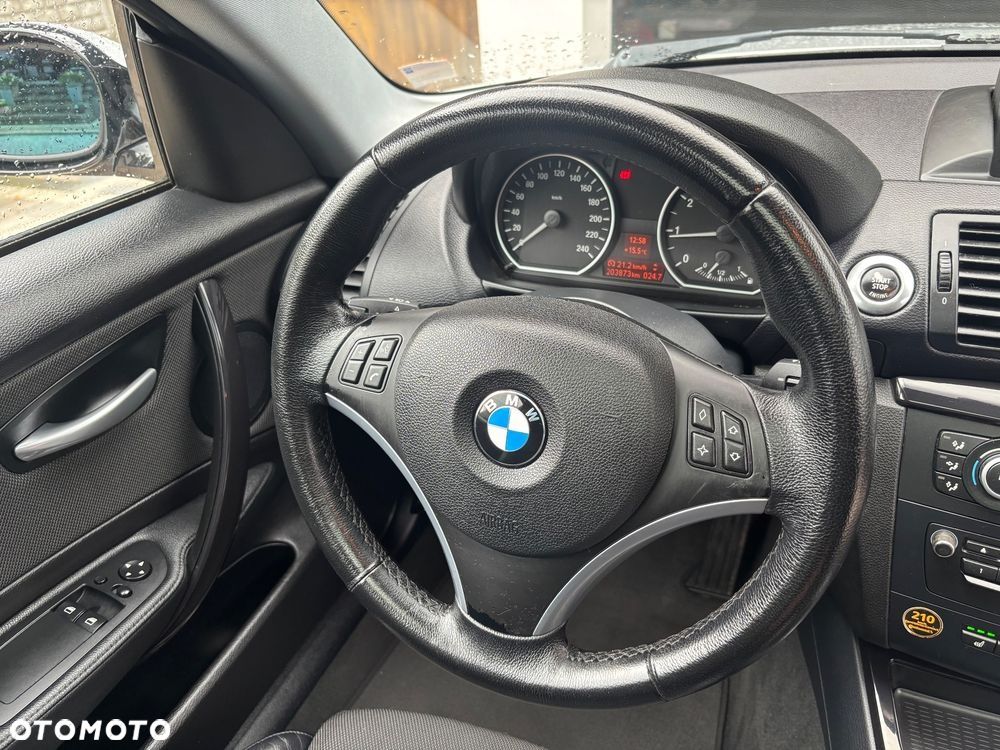 BMW Seria 1 - 27