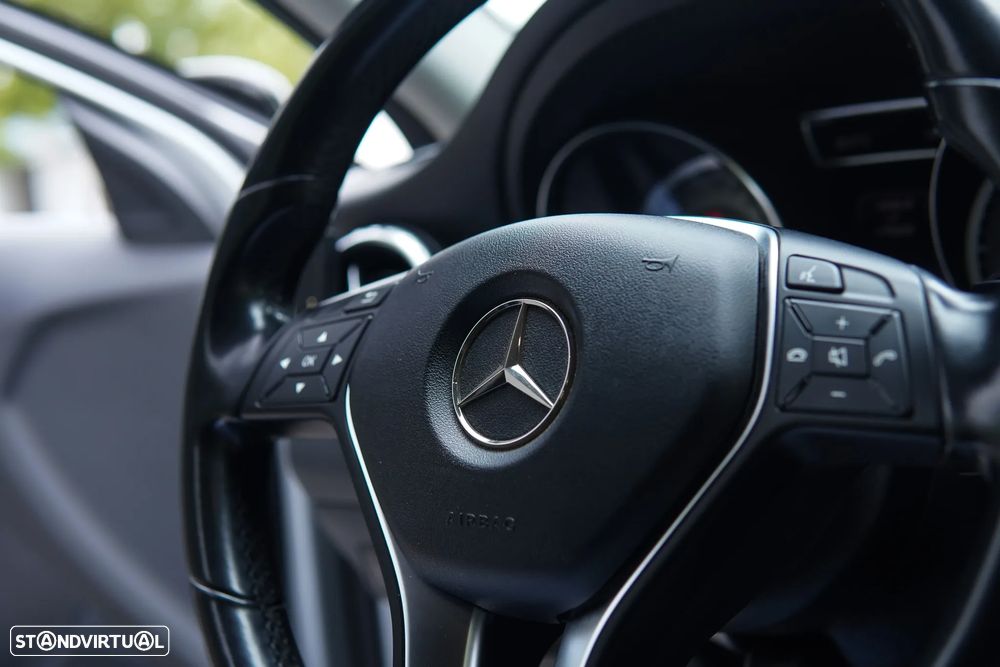 Mercedes-Benz GLA 220 CDI Style - 48