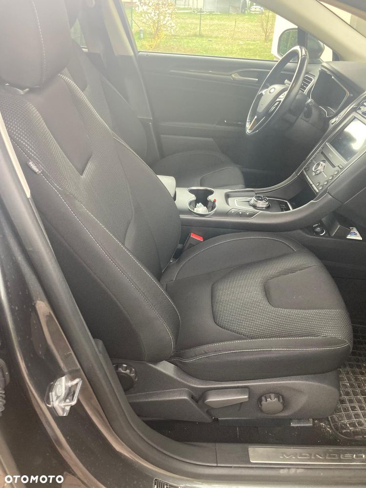 Ford Mondeo - 17