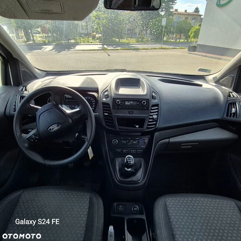 Ford Transit Connect - 8
