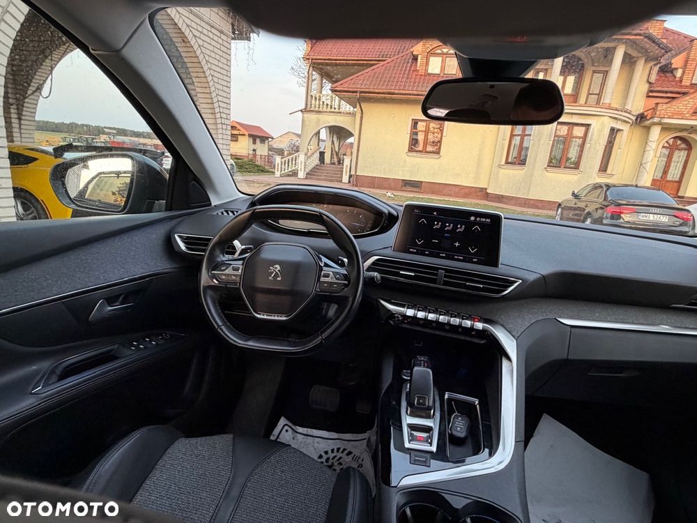 Peugeot 5008 BlueHDi 120 EAT6 Allure - 17