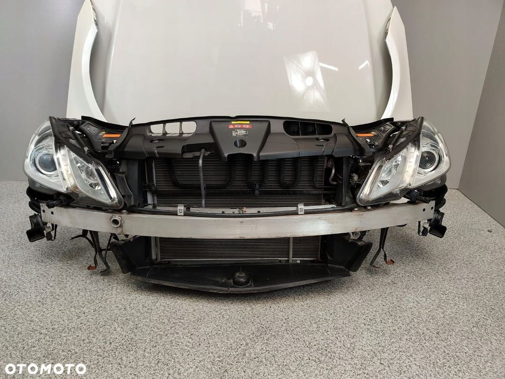 MERCEDES W207 AMG ZDERZAK WZMOCNIENIE CHŁODNICE LAMPY 650 - 9
