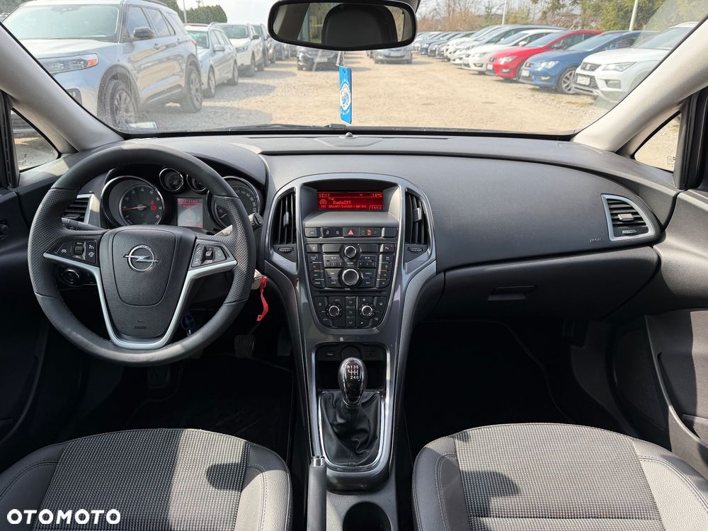 Opel Astra 1.4 Turbo - 26