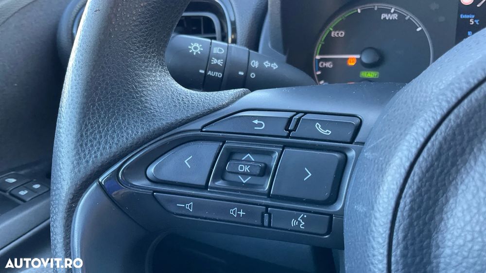 Toyota Yaris 1.5 VVT-i HSD Eco - 15