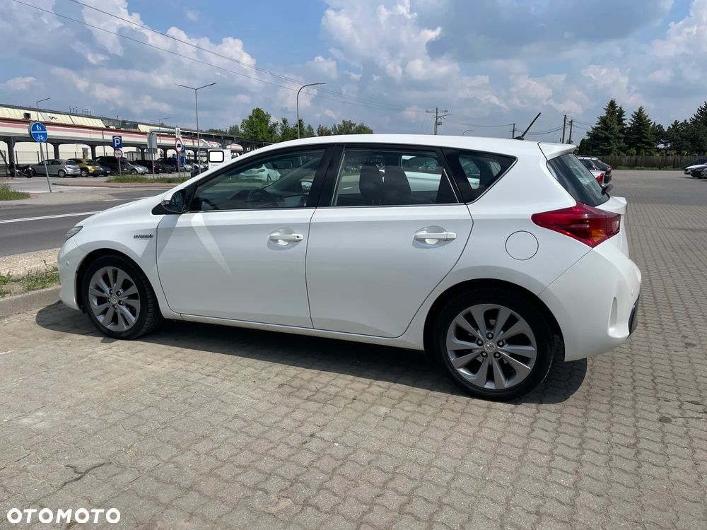 Toyota Auris 1.8 VVT-i Automatik Executive - 11