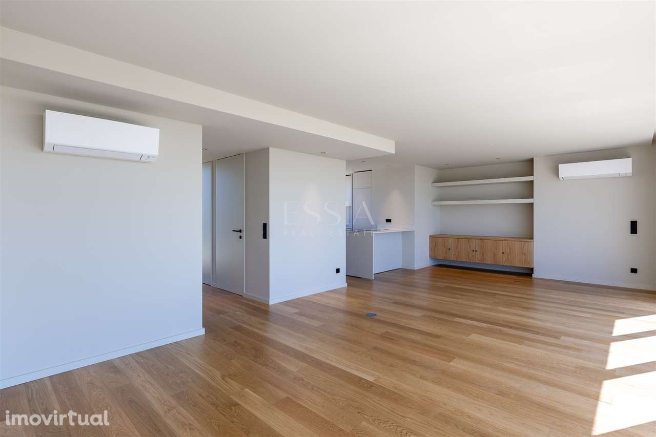 T3 Duplex com 2 Terraços, Varanda e Vista Rio Douro | LYNQ Gaia - Grande imagem: 2/26