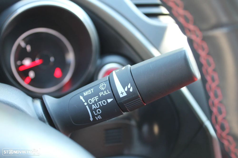 Honda Civic 2.0 VTEC Turbo Type R - 38