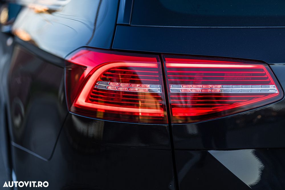 Volkswagen Passat Variant 2.0 TDI DSG 4Motion Highline - 8