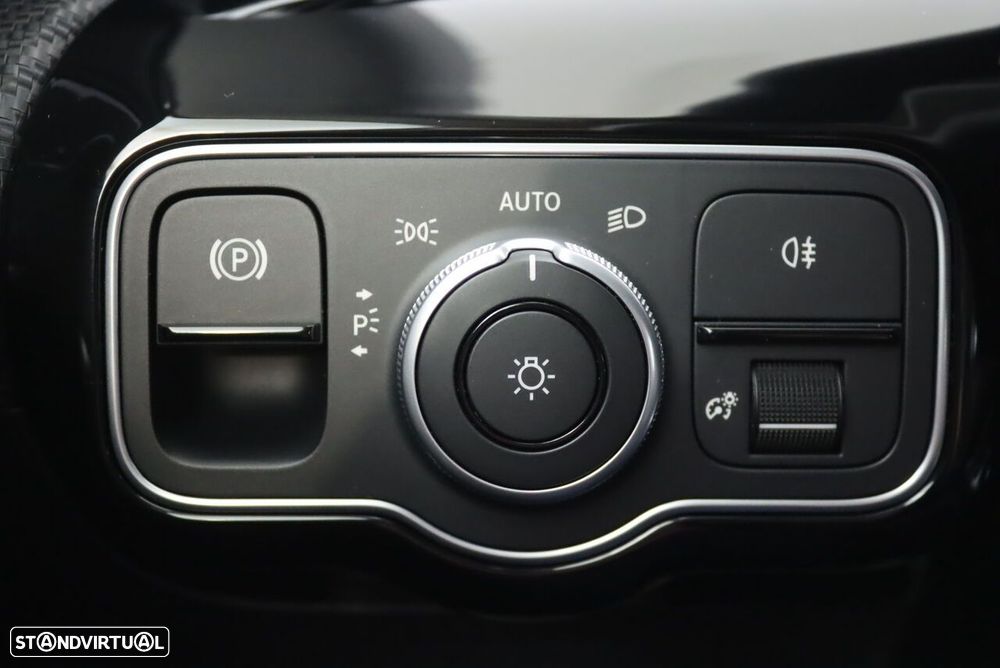 Mercedes-Benz CLA 180 d Shooting Brake Style Plus Aut. - 22