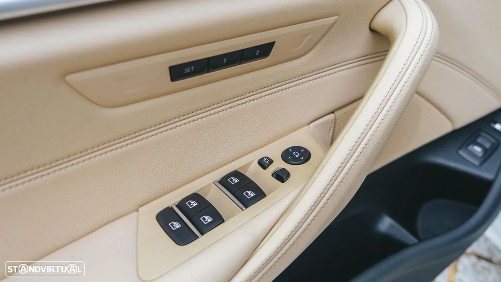 BMW 520 e - 26