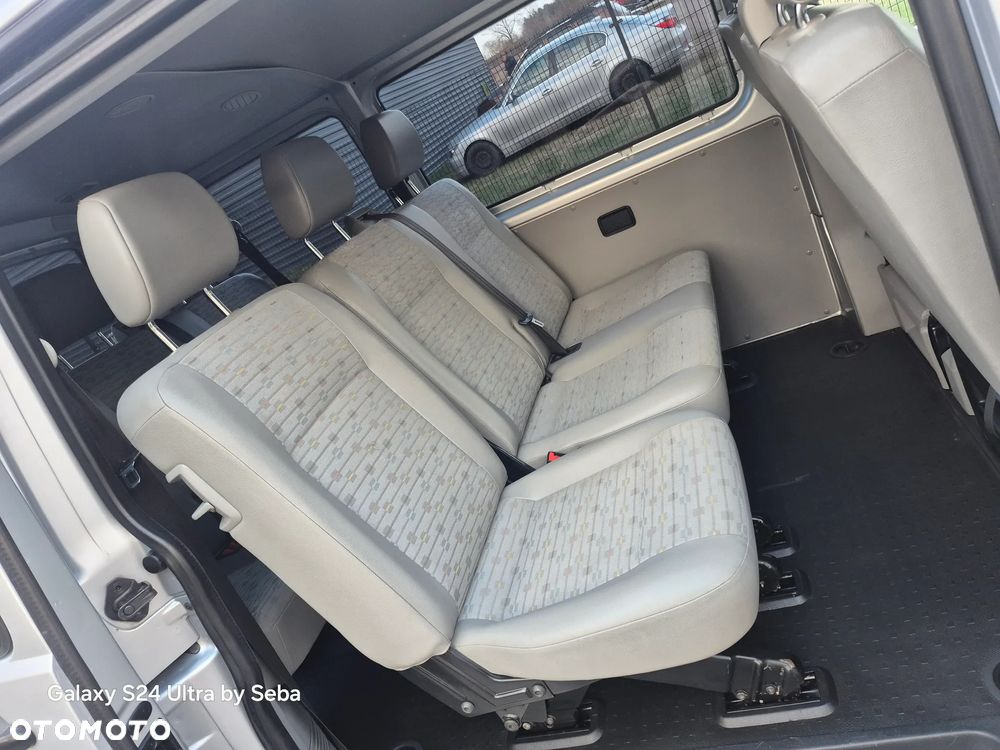 Volkswagen Transporter - 19