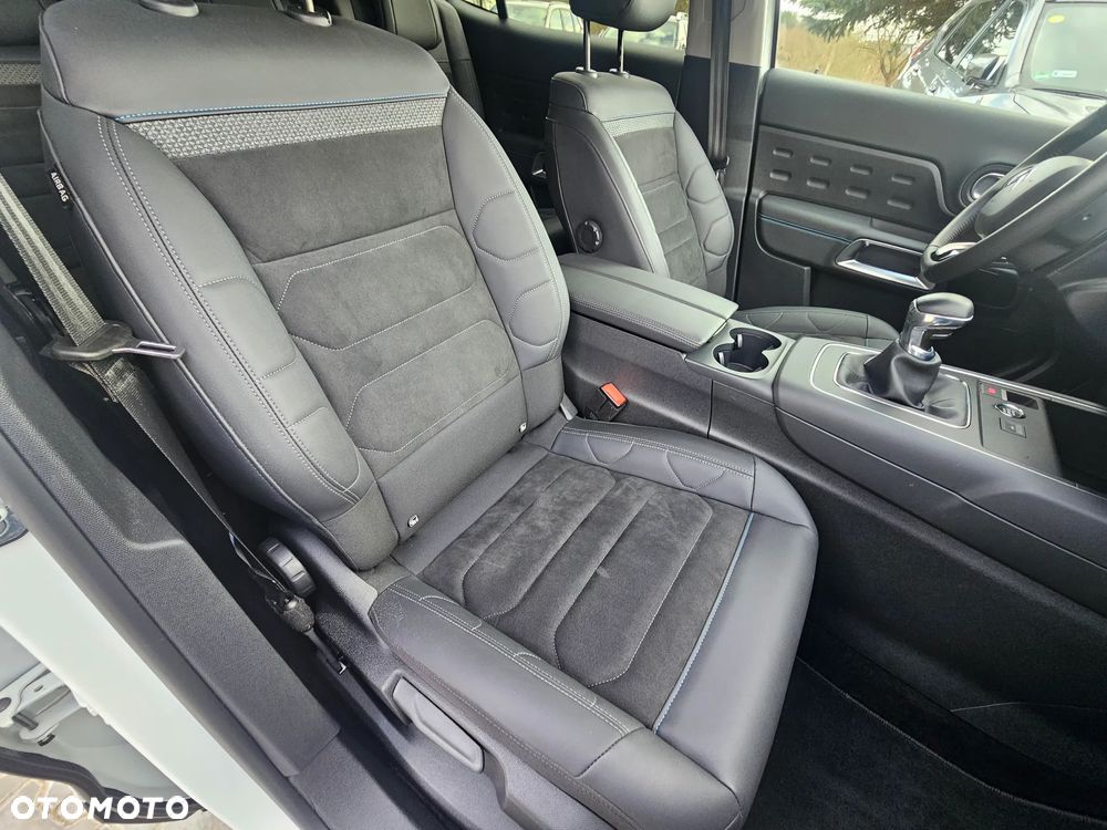 Citroën C5 Aircross 1.2 PureTech Plus - 28