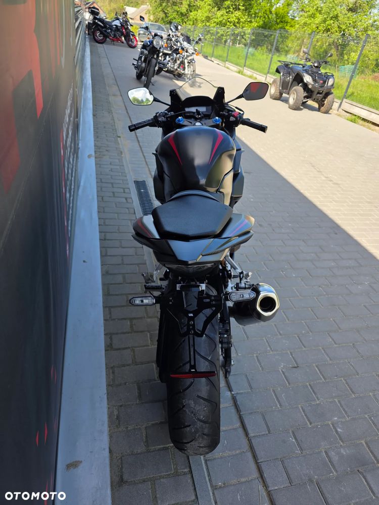 Honda CBR - 31