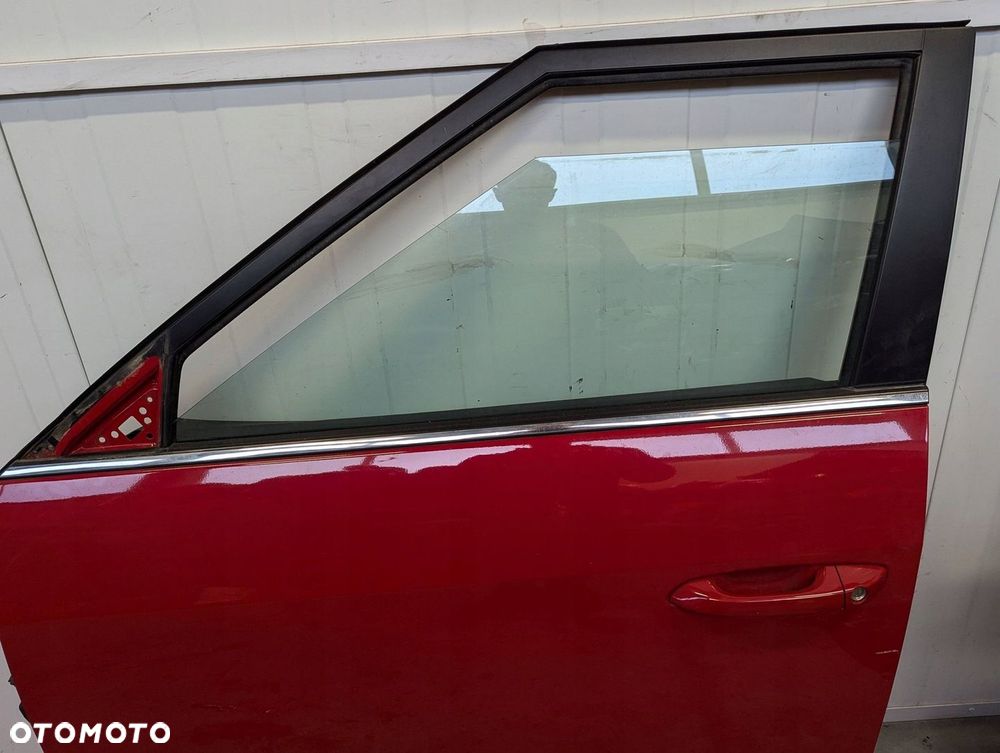 SsangYong Tivoli 1.6 XDI 2014-2023 drzwi przód przednie lewe czerwone - 2