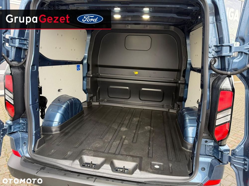 Ford Transit Custom - 13