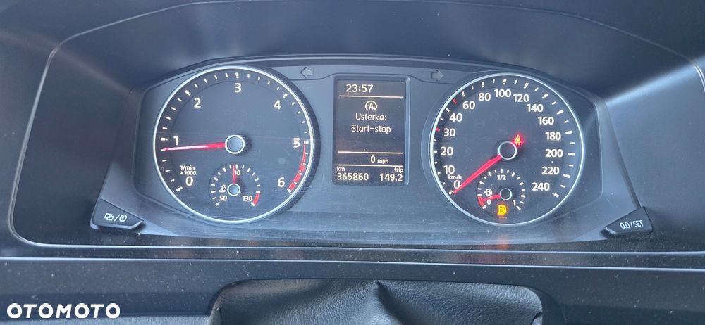 Volkswagen Caravelle - 21