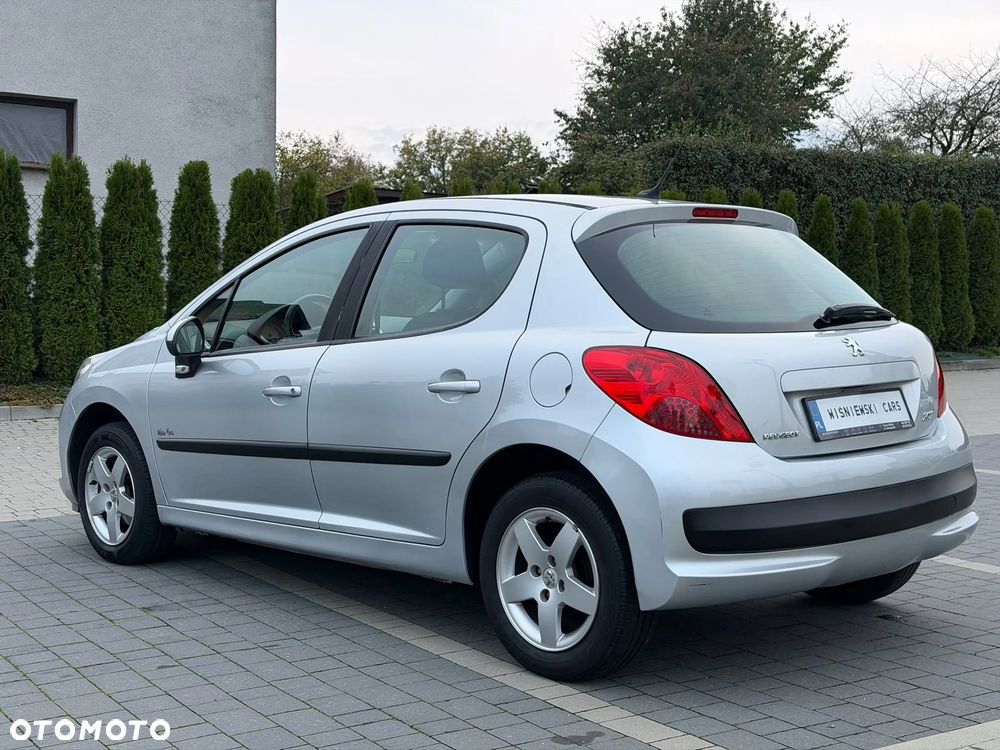 Peugeot 207 75 Urban Move - 4