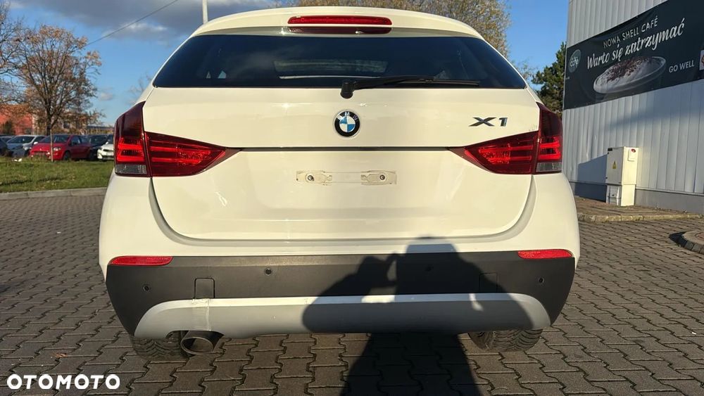 BMW X1 xDrive18d Sport Line - 13