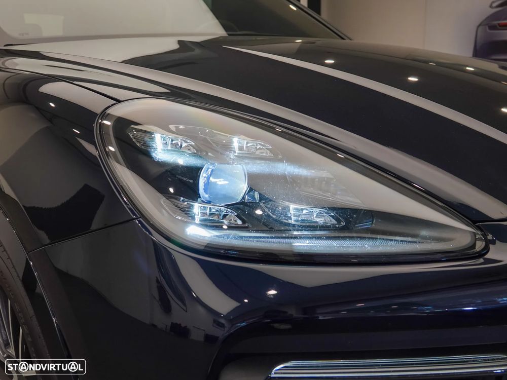 Porsche Cayenne Coupé E-Hybrid - 13