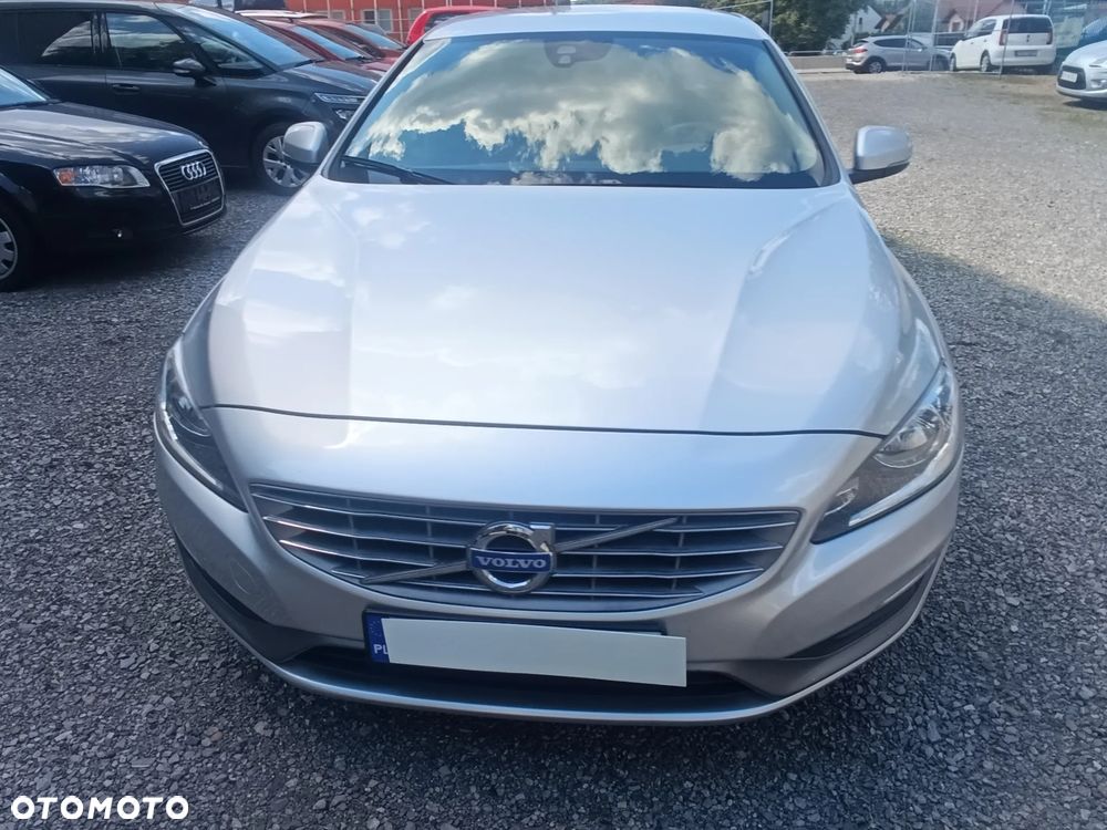 Volvo V60 D3 Geartronic Momentum - 20