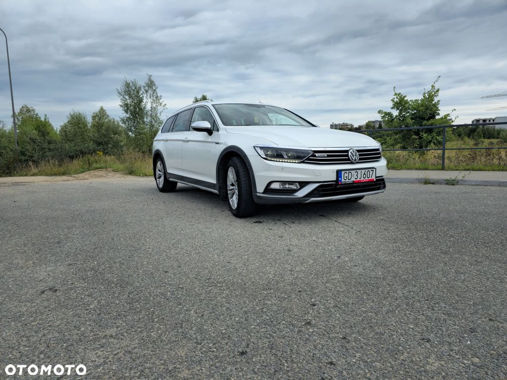 Volkswagen Passat 2.0 TDI BMT 4Mot Highline DSG - 1