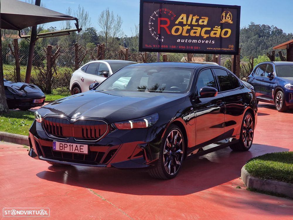BMW 550 e xDrive Pack Desportivo M Pro - 1