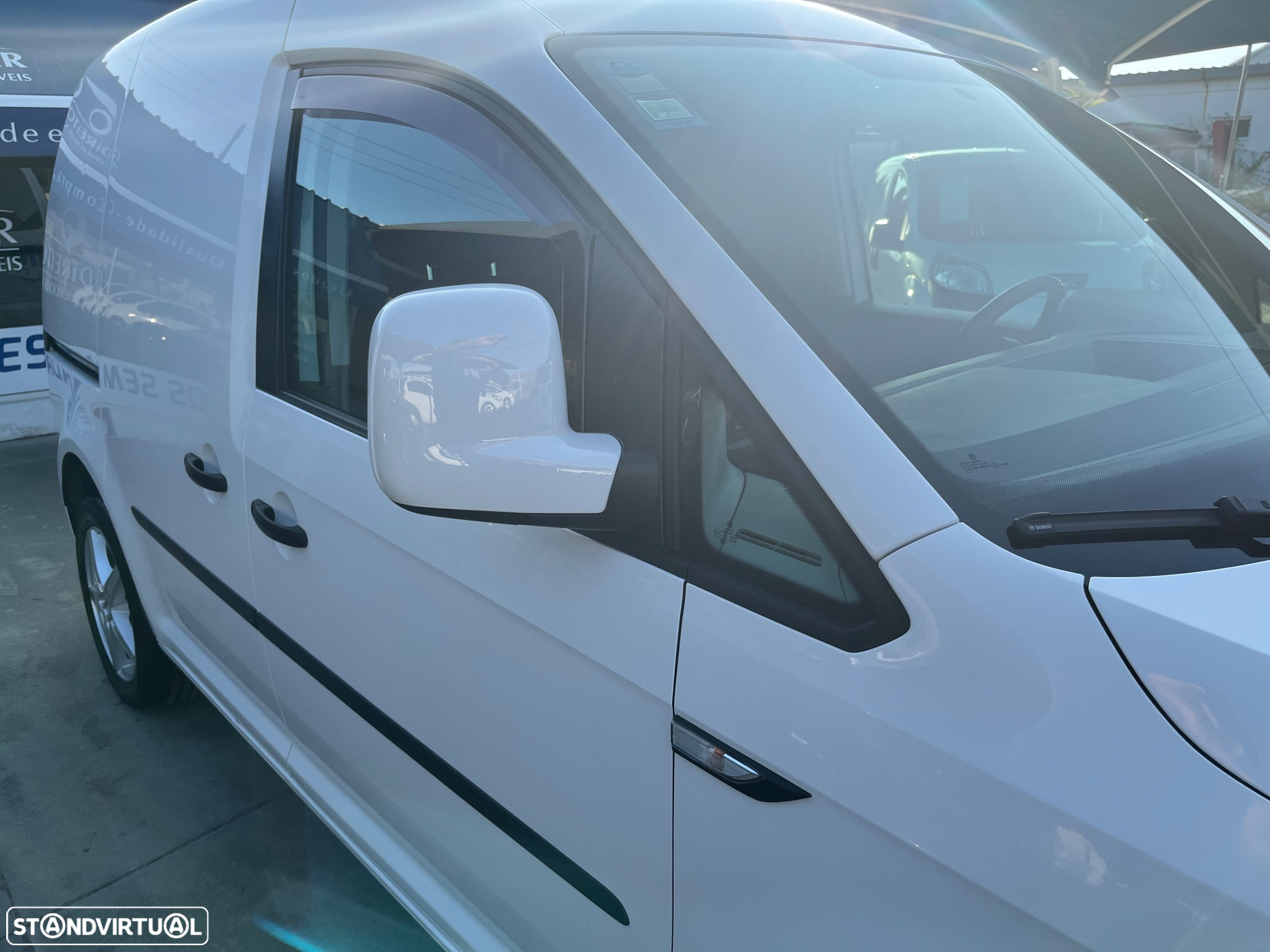 VW Caddy Van 2.0 TDi 150cv Confirtline - 8