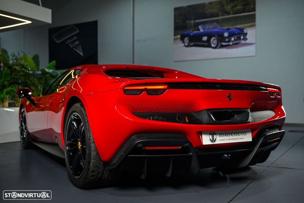 Ferrari 296 GTB - 20