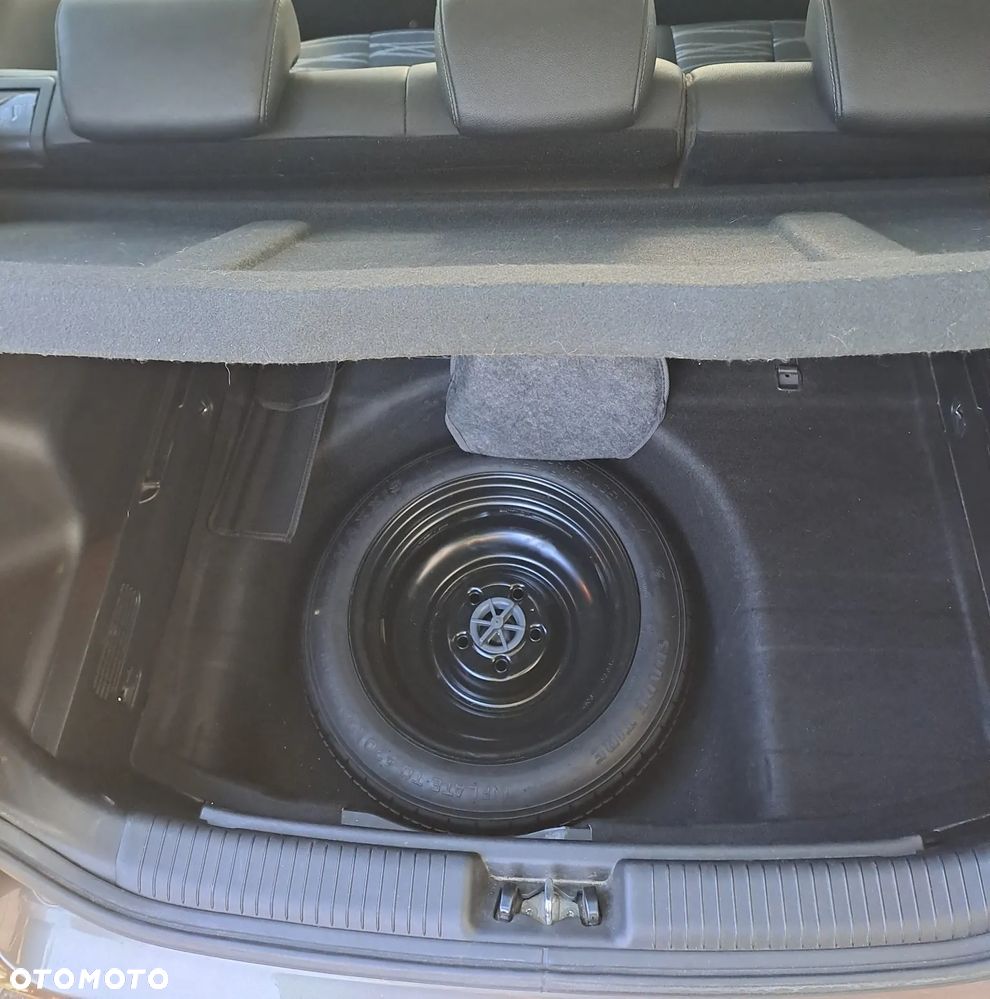 Kia Venga 1.6 Business Line - 13